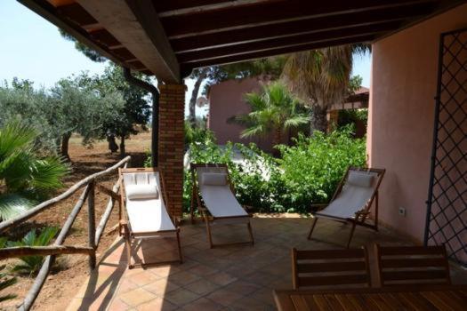 Holiday Menfi | Casale Abate Room photo
