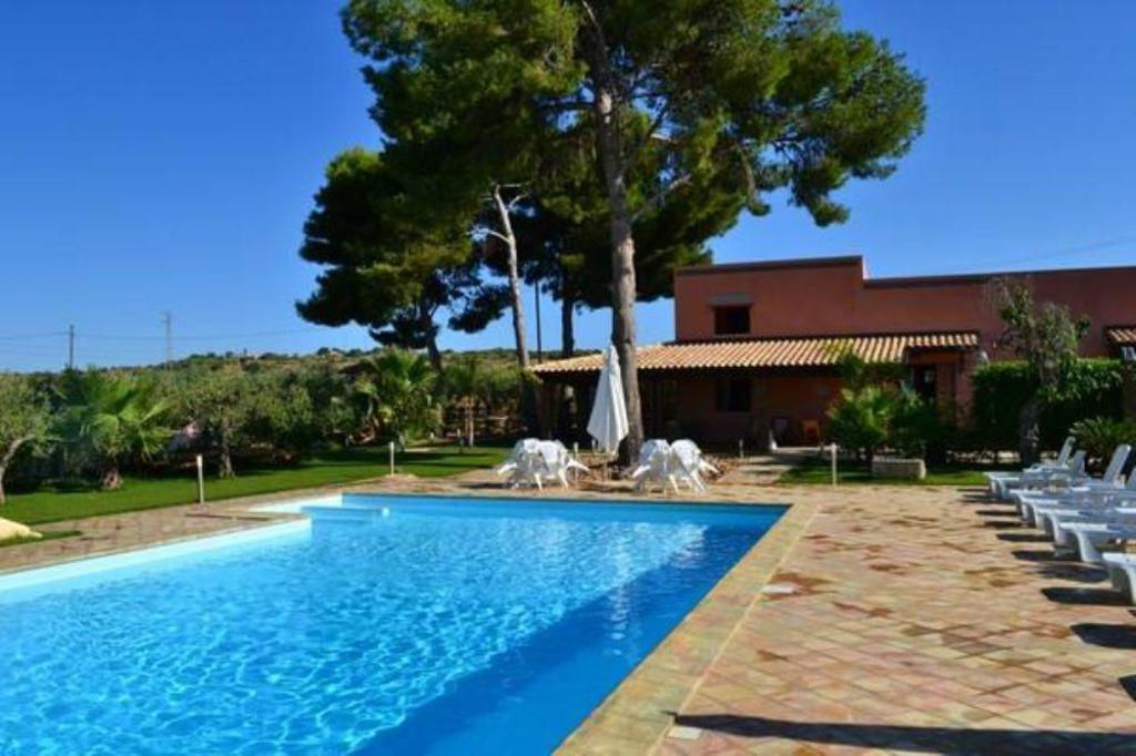 Holiday Menfi | Casale Abate Exterior photo
